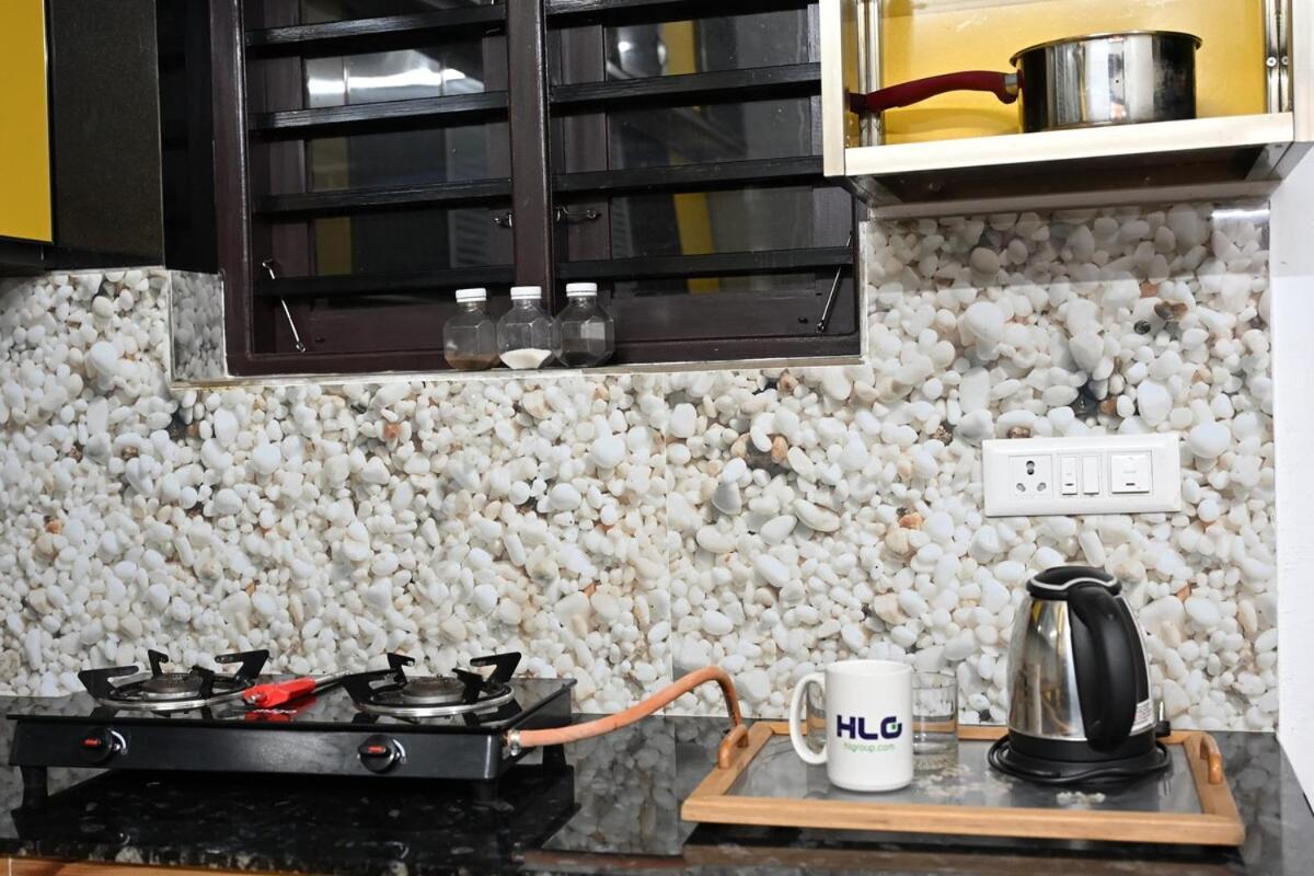 Elamkulam Penthouse - 3Bhk Ac With Kitchen - Kochi Lejlighed Chottanikara Eksteriør billede